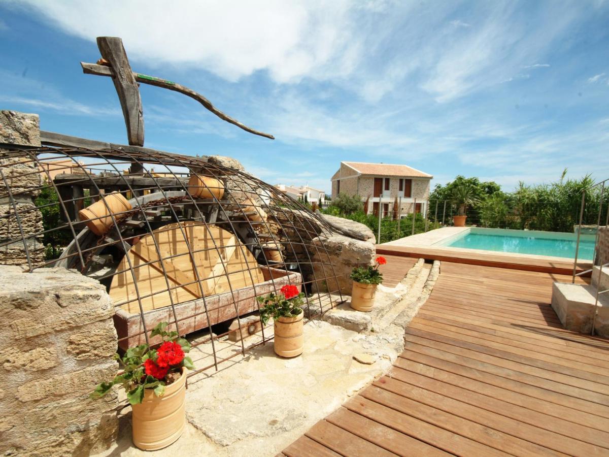 Villa Barcares Petit, Piscina, Jardines Junto A Playa En Alcudia Ngoại thất bức ảnh